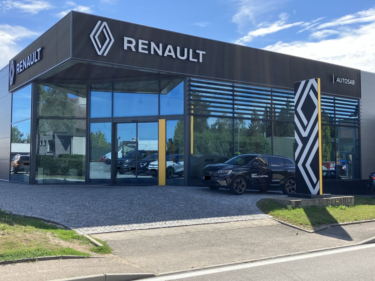 Renault, Benešov.